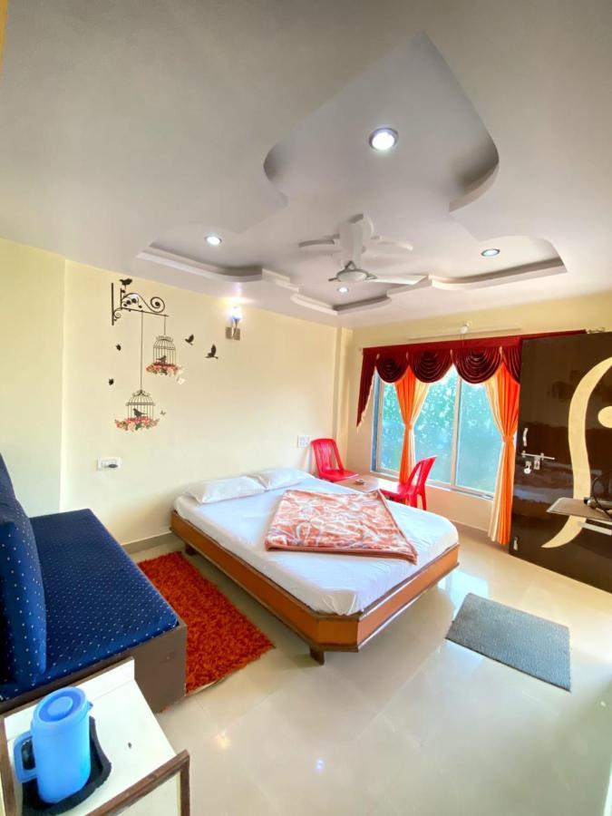 Mayuri Cottage 马哈巴莱斯赫瓦尔 外观 照片